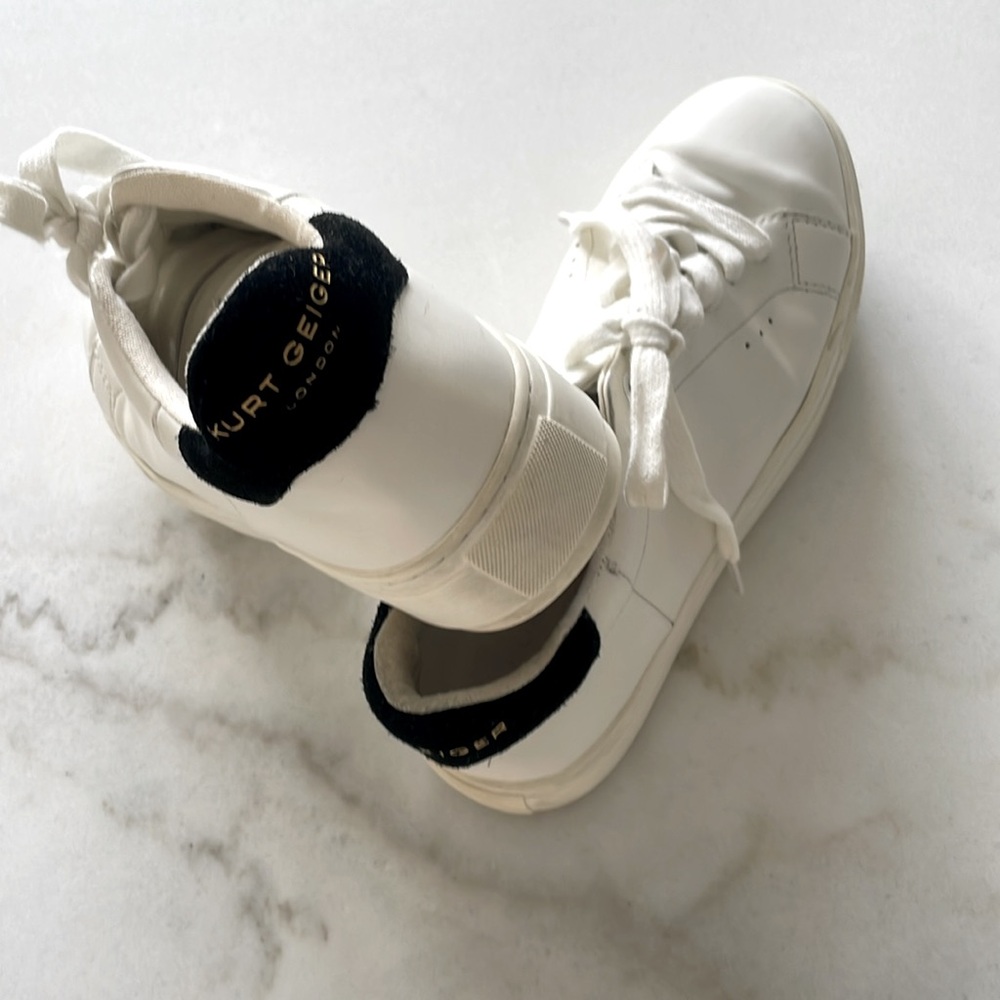 KURT GEIGER LONDON
Women's Laney Platform Low Top Sneakers - Picture 2 of 4